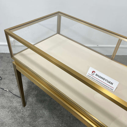 Seamless Gold Jewelry Display Table