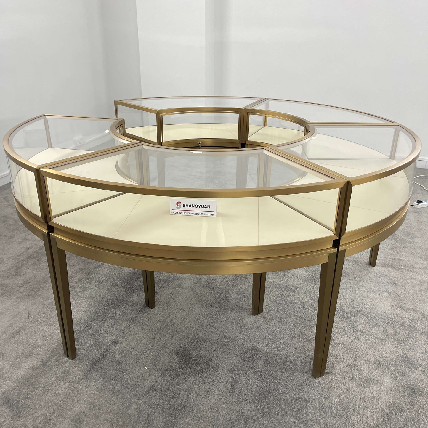 Semi-Circular Gold Island Counter