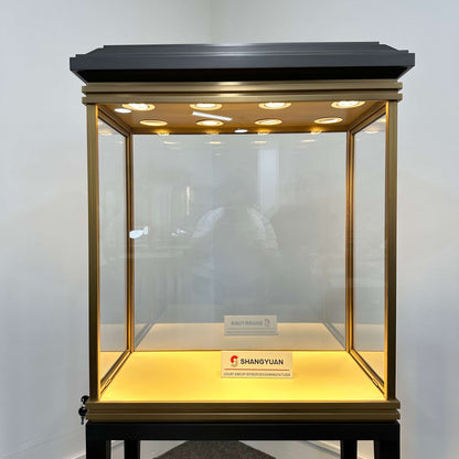 Heritage Crown-Top Jewelry Pedestal